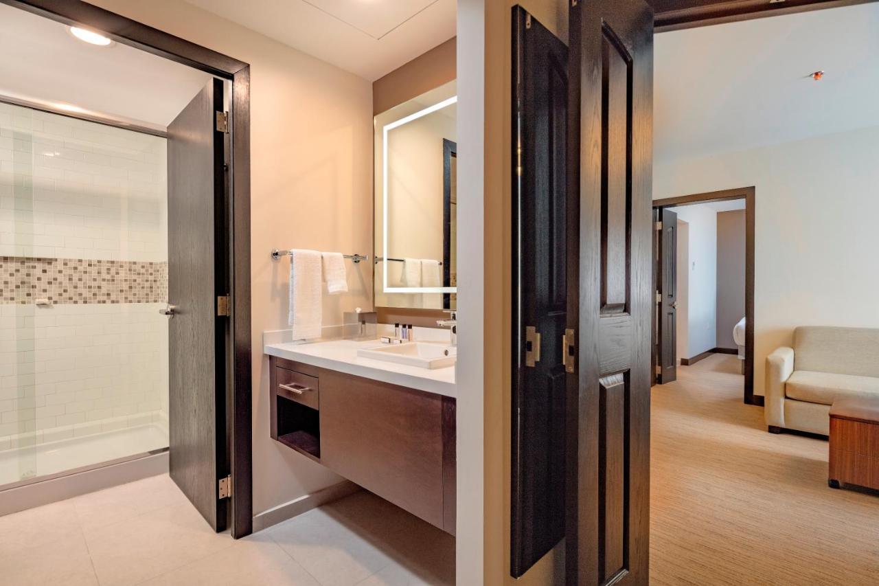 Staybridge Suites - Saltillo By Ihg Ngoại thất bức ảnh