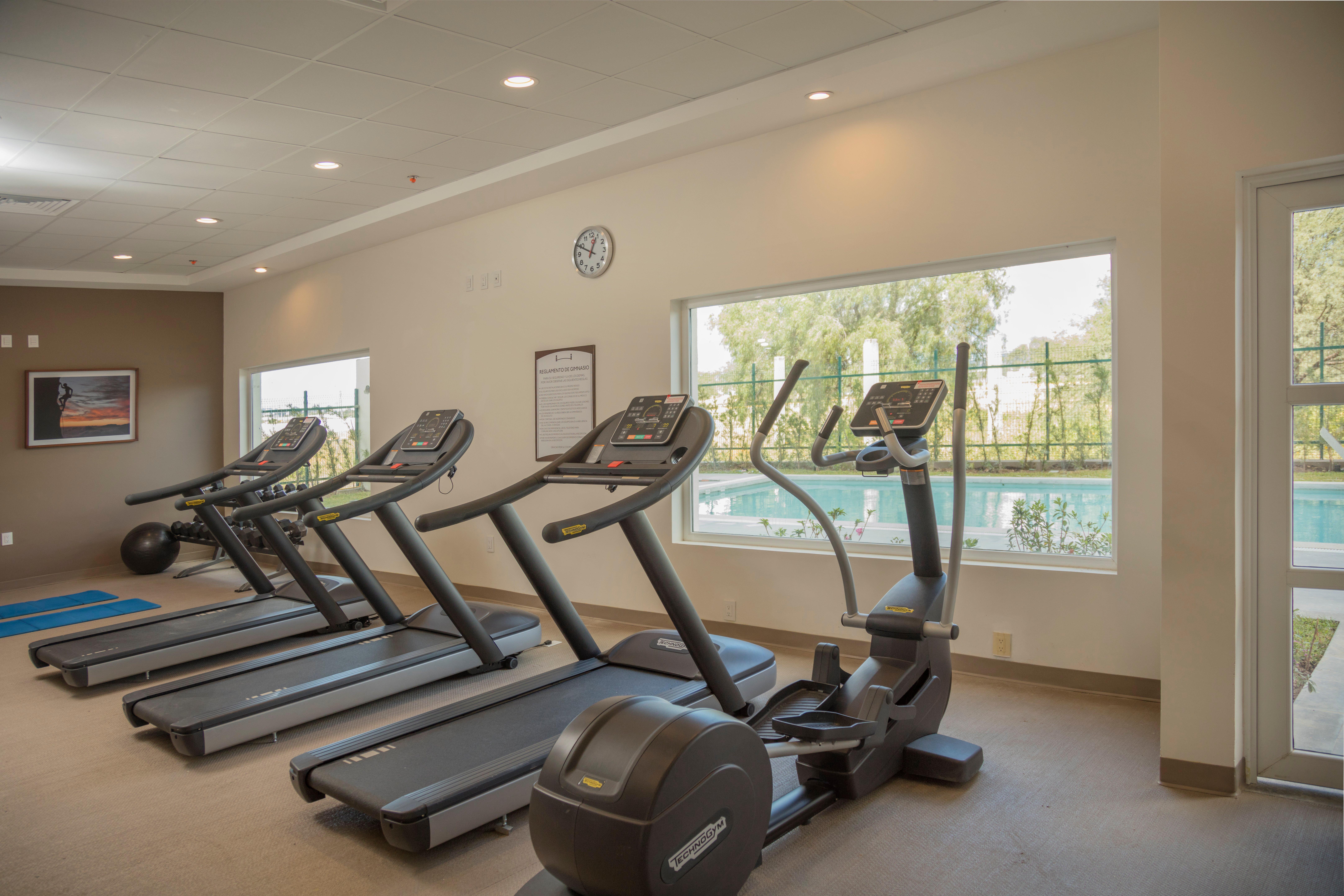 Staybridge Suites - Saltillo By Ihg Ngoại thất bức ảnh