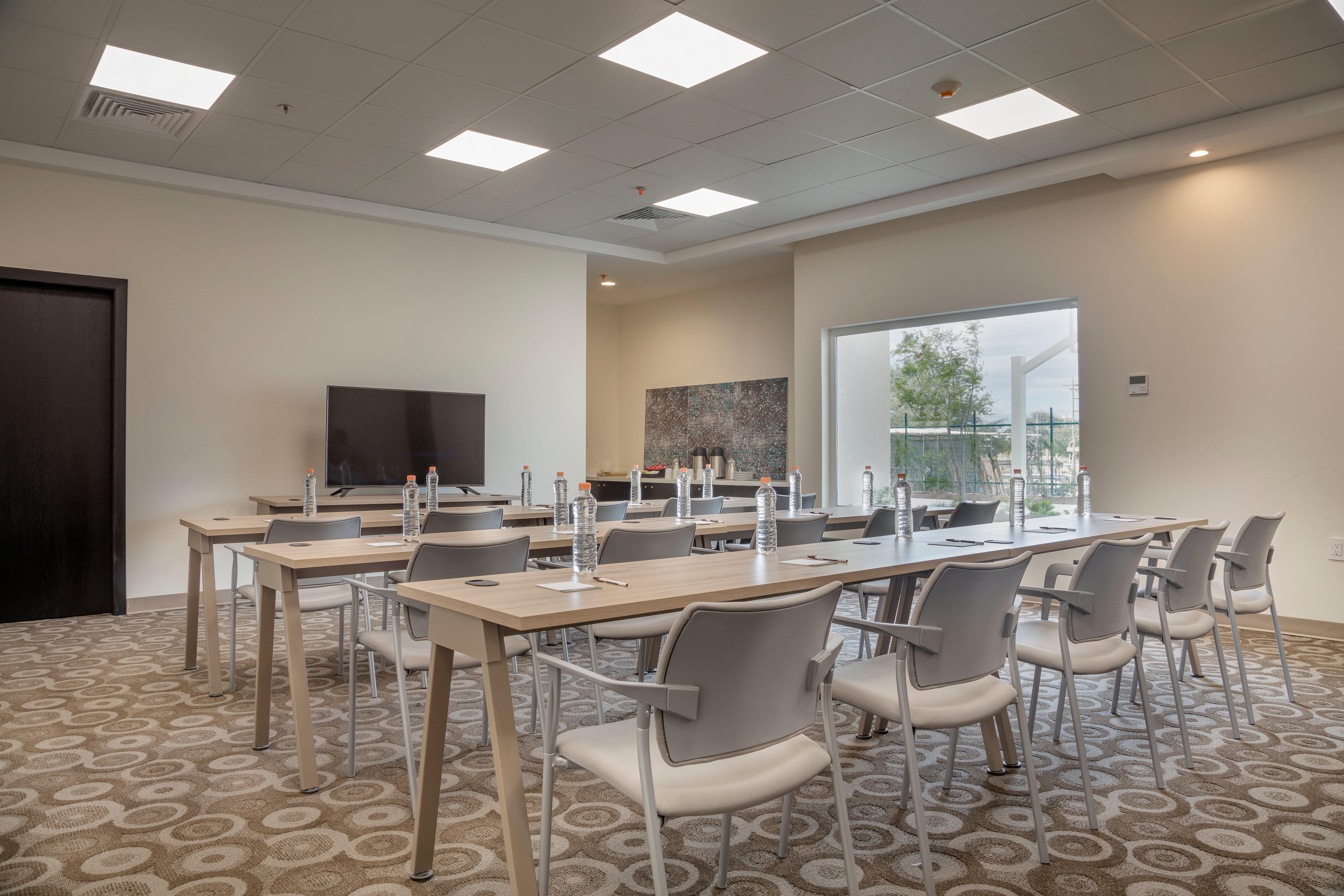 Staybridge Suites - Saltillo By Ihg Ngoại thất bức ảnh