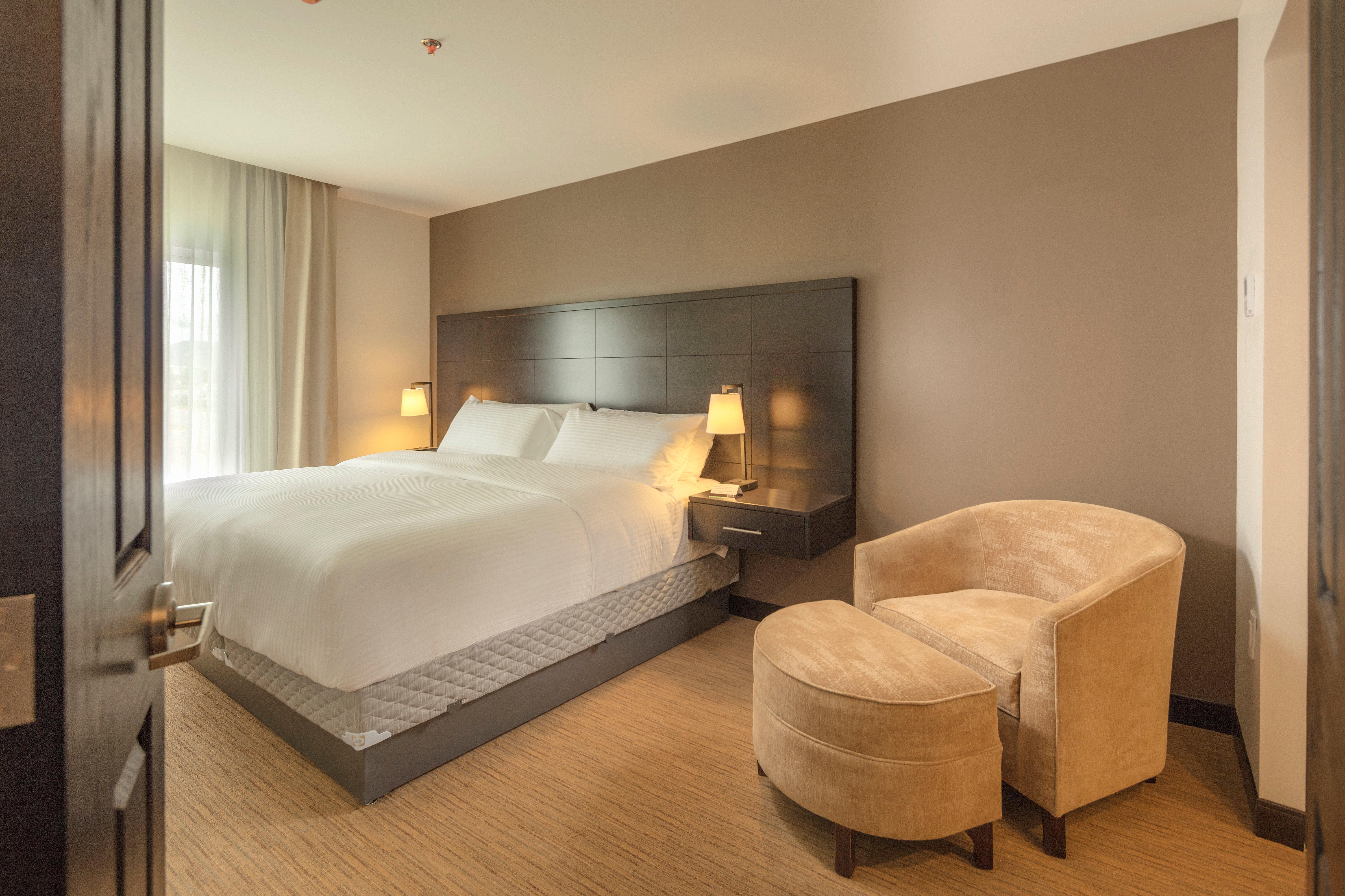 Staybridge Suites - Saltillo By Ihg Ngoại thất bức ảnh